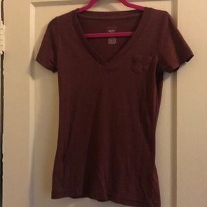 Burgundy V neck - S